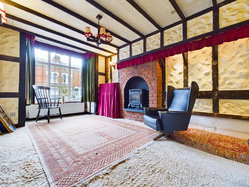 2 bed house for sale in Bishopton Road 2