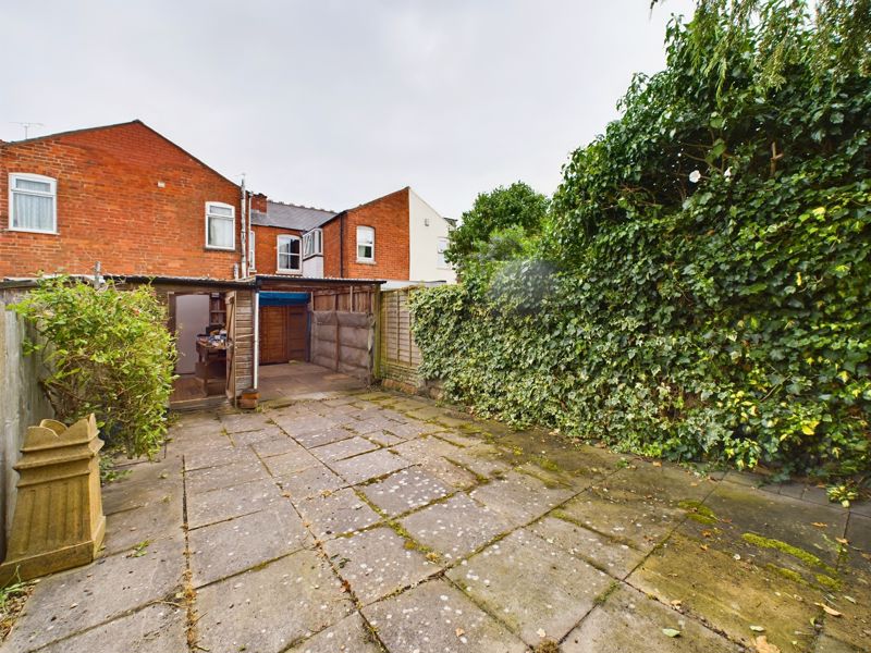 2 bed house for sale in Bishopton Road 19