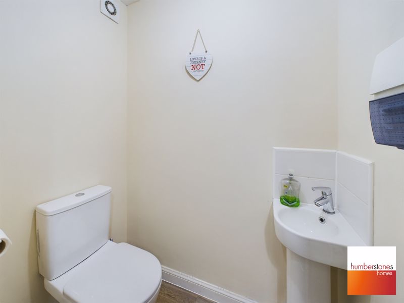 3 bed house for sale in Windmill Precinct  - Property Image 7