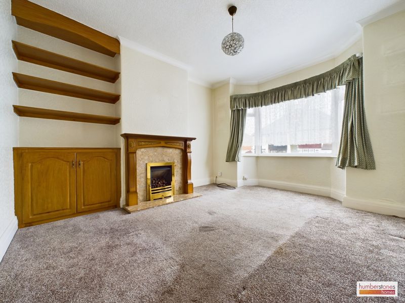 3 bed house for sale in Hugh Road  - Property Image 2