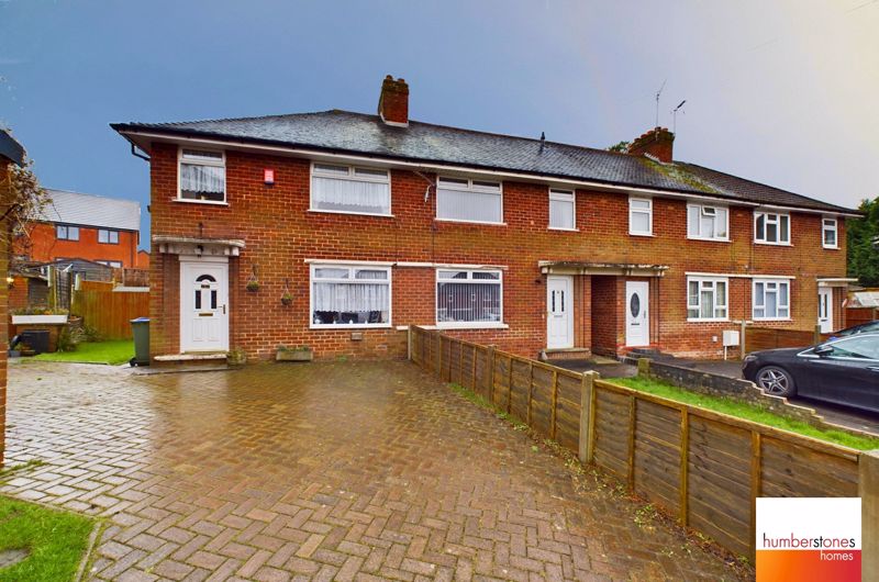 3 bed house for sale in Telford Close - Property Image 1