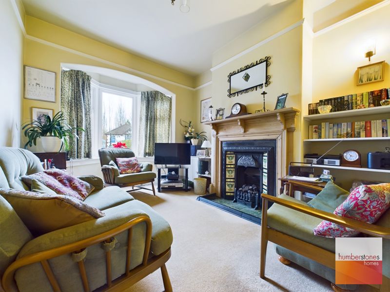 2 bed house for sale in Vicarage Road 2
