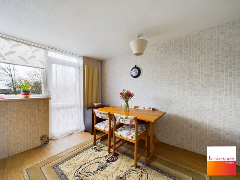 3 bed house for sale in Middle Leasow 11