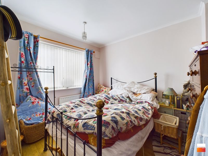 3 bed house for sale in Apsley Road 12