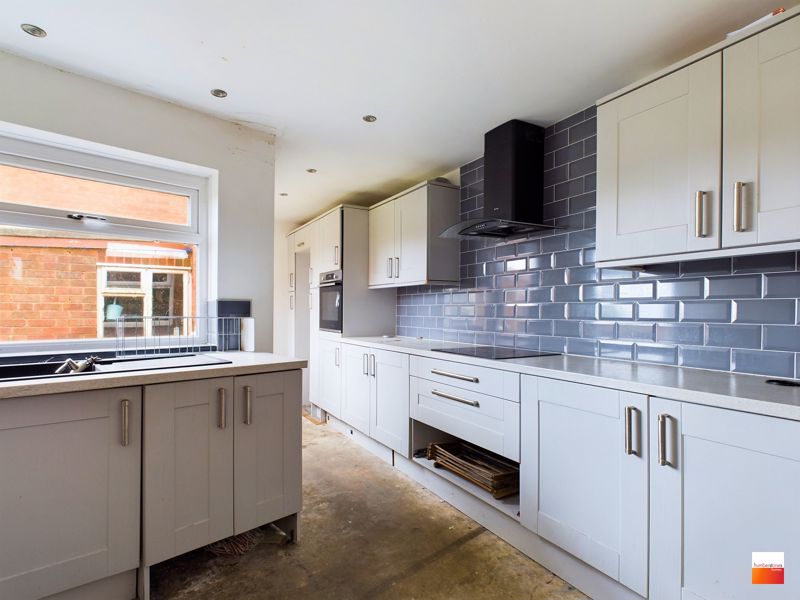 3 bed house for sale in Narrow Lane 2