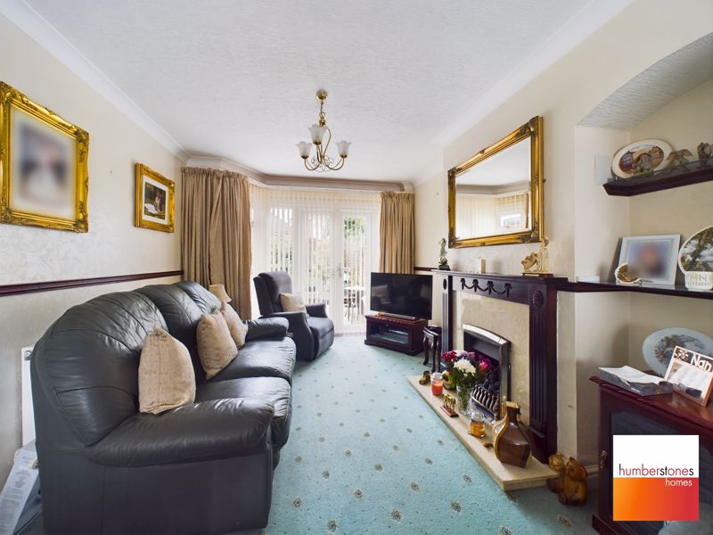 3 bed house for sale in Castle Road West 14