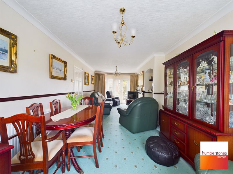 3 bed house for sale in Castle Road West 3