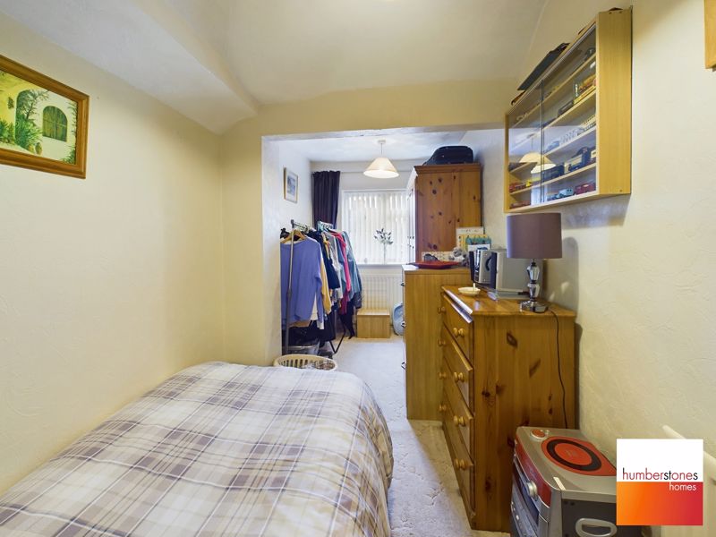 3 bed house for sale in Castle Road West 9