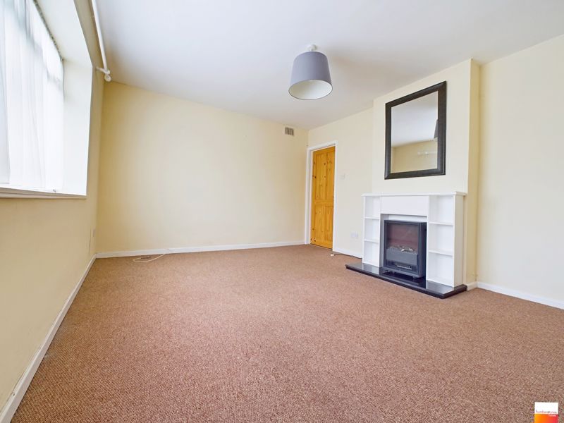 3 bed house for sale in Faraday Avenue 11