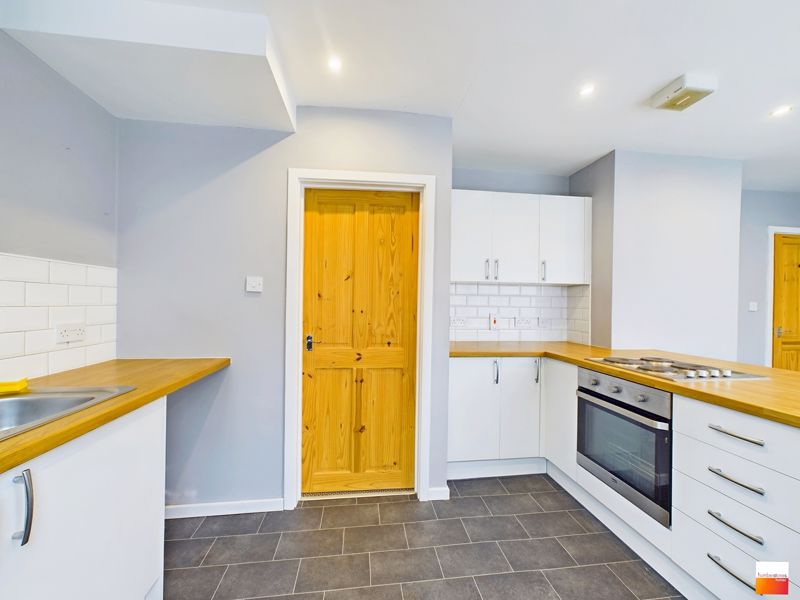 3 bed house for sale in Faraday Avenue 3