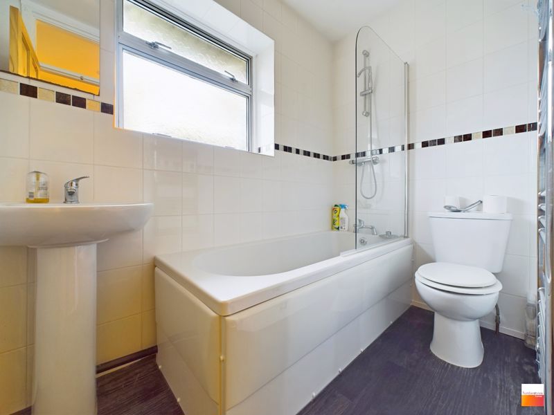 3 bed house for sale in Faraday Avenue 10