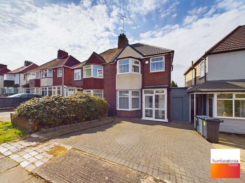 3 bed house for sale in Quinton Lane  - Property Image 1