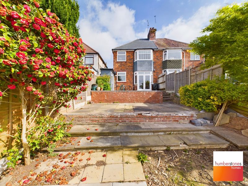 3 bed house for sale in Quinton Lane 10