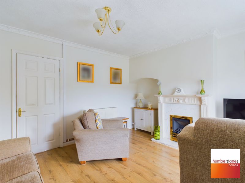 3 bed house for sale in Trinder Road 6