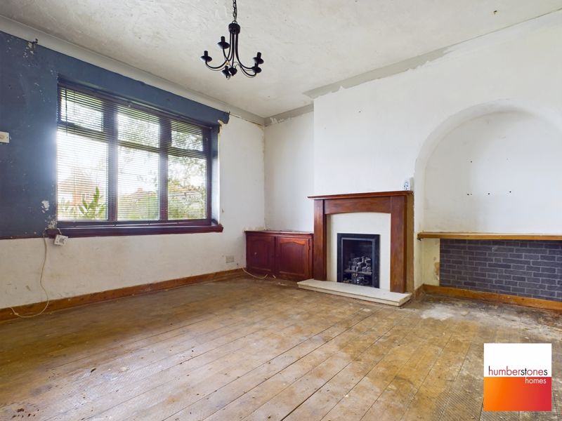 3 bed house for sale in Pheasant Road  - Property Image 2