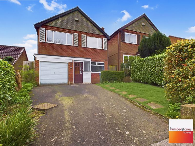 3 bed house for sale in Worcester Road  - Property Image 1