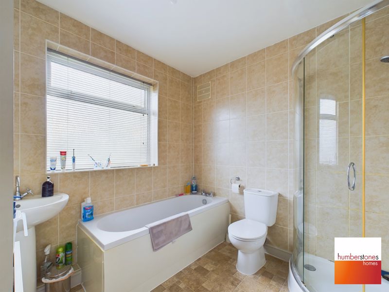 3 bed house for sale in Worcester Road 11