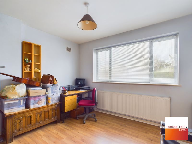 3 bed house for sale in Worcester Road 14
