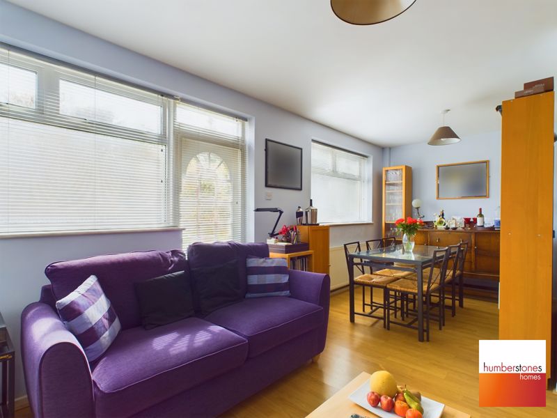 3 bed house for sale in Worcester Road  - Property Image 5