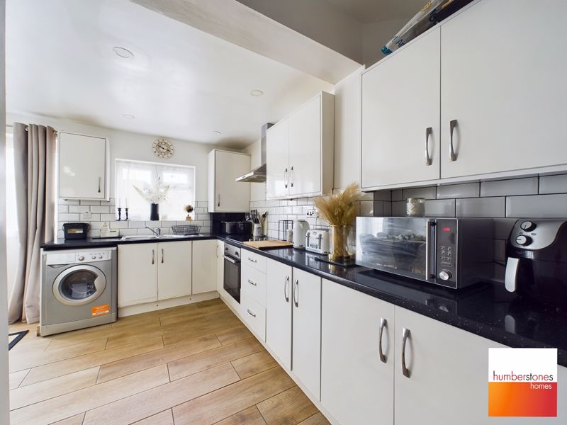 3 bed house for sale in Quinton Road West 4