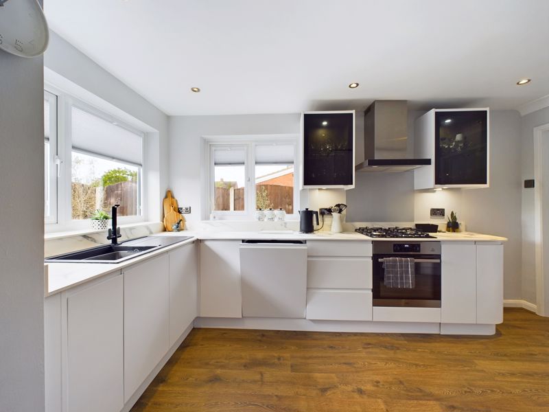 3 bed house for sale in Shenstone Valley Road 17