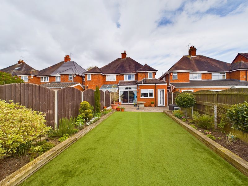 3 bed house for sale in Shenstone Valley Road 21