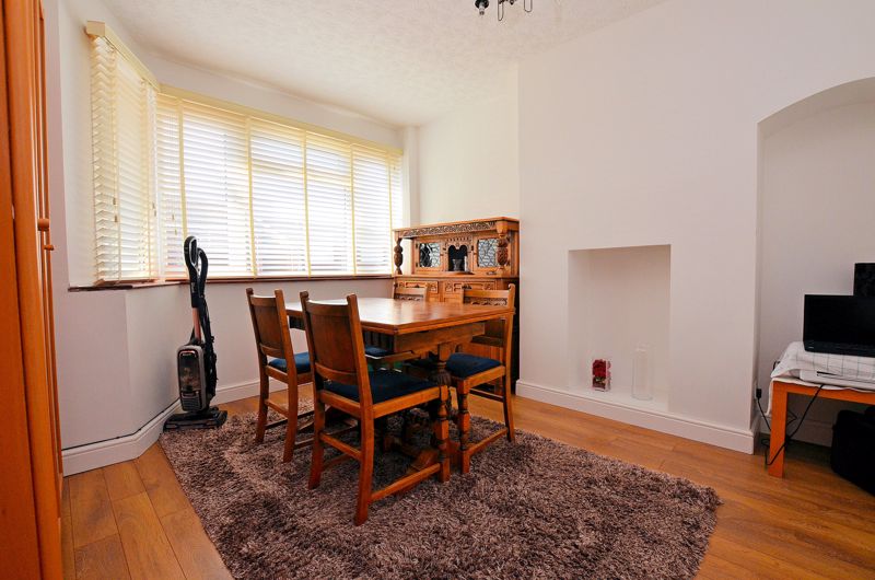 3 bed house for sale in Castle Road West 3