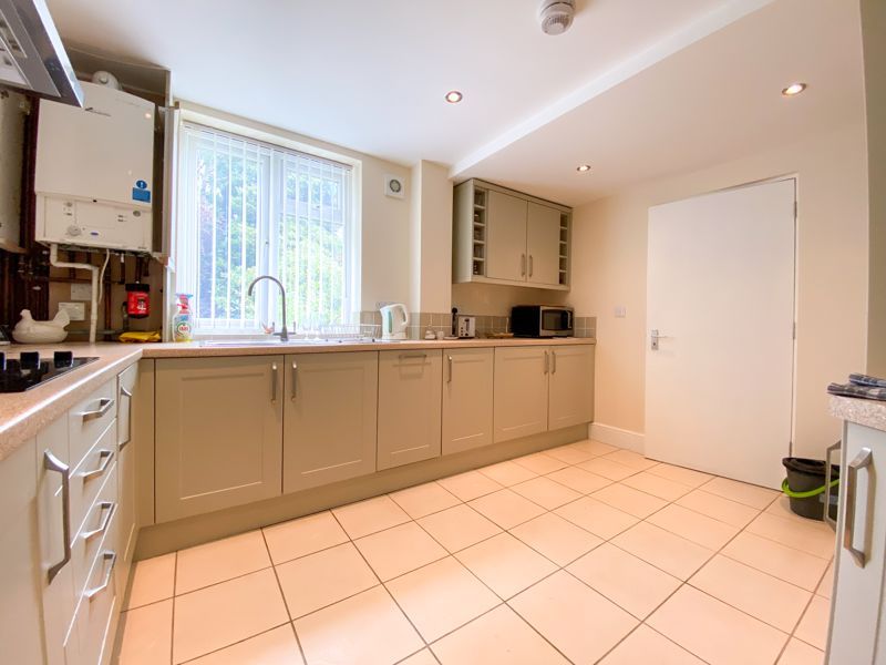3 bed house to rent in Stoney Lane  - Property Image 3