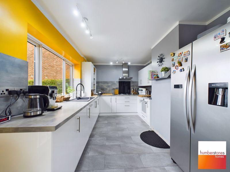 3 bed house for sale in Pitman Road 3