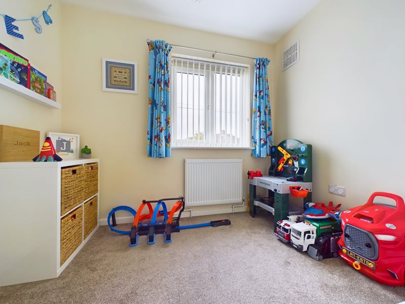 3 bed house for sale in Apsley Road 13