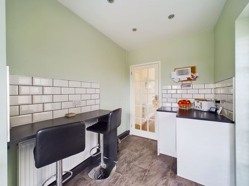 3 bed house for sale in Apsley Road 7