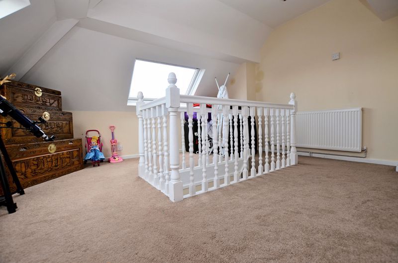 4 bed house for sale in Edenhall Road  - Property Image 17