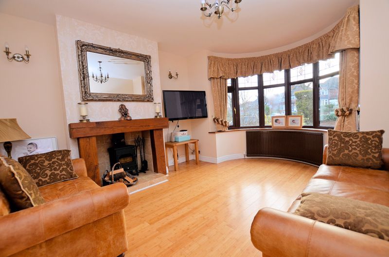 4 bed house for sale in Edenhall Road  - Property Image 3