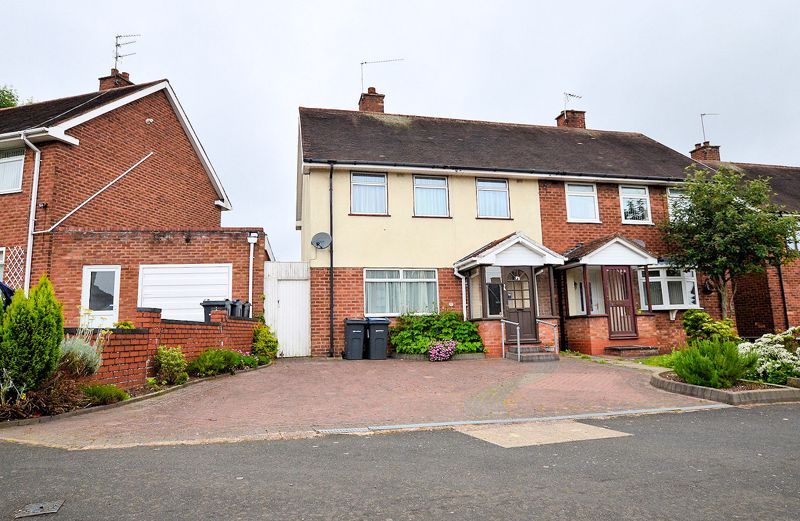 3 bed house to rent in Faraday Avenue  - Property Image 1