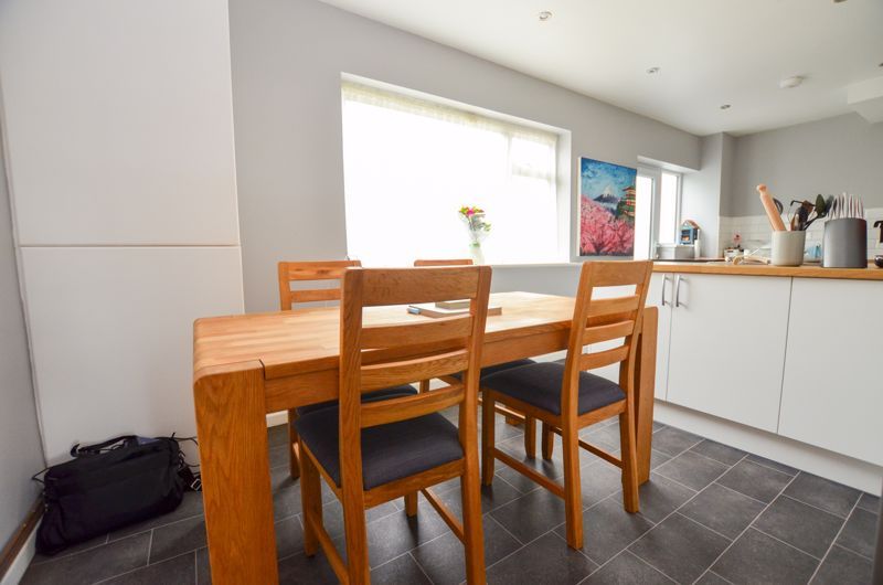 3 bed house to rent in Faraday Avenue  - Property Image 12