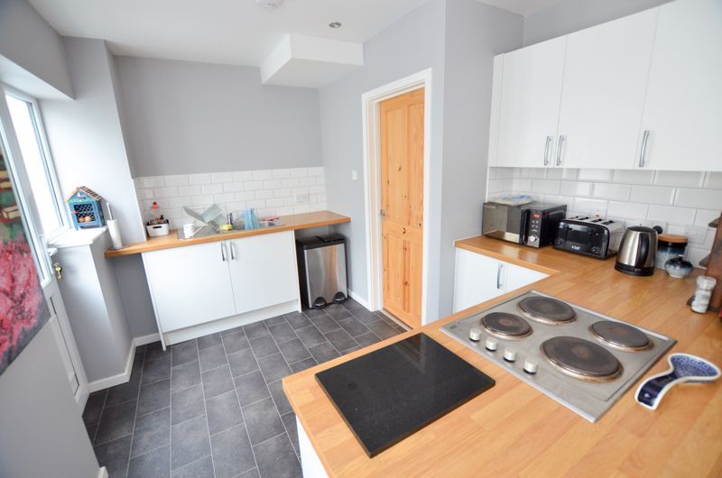 3 bed house to rent in Faraday Avenue  - Property Image 3