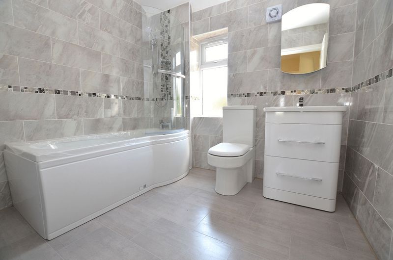 3 bed house for sale in Ashes Road 10