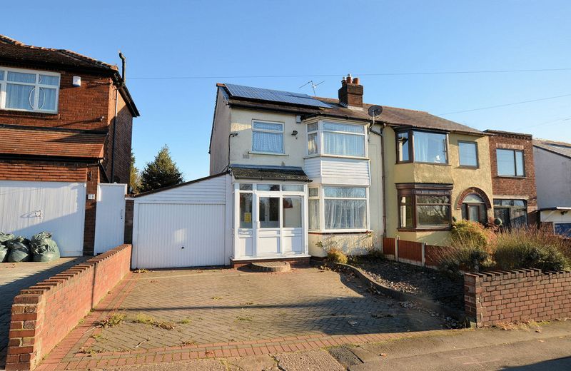 3 bed house to rent in Stoney Lane  - Property Image 1