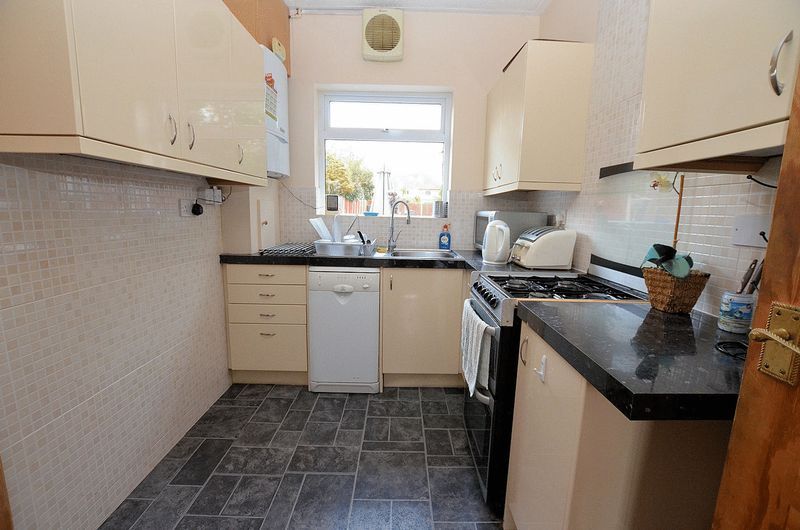 3 bed house to rent in Stoney Lane 4