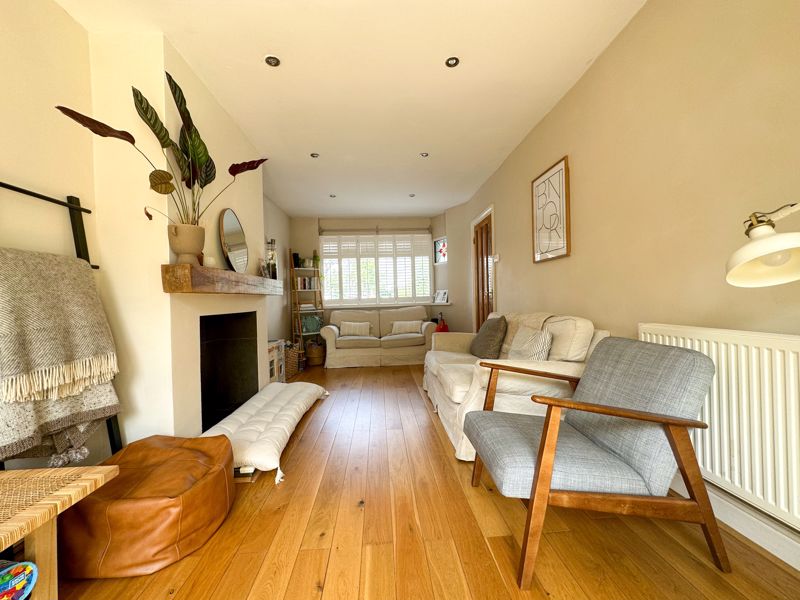 2 bed house to rent in White Road  - Property Image 4