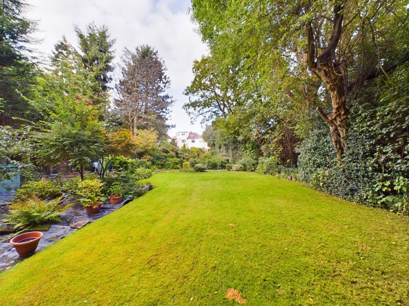 2 bed bungalow for sale in Forest Road  - Property Image 22