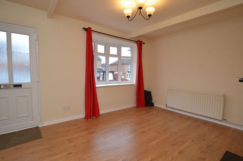 3 bed house to rent in Haywharf Road 5