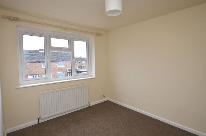 3 bed house to rent in Haywharf Road 10