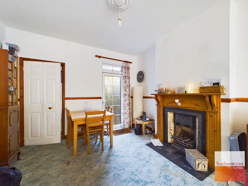 2 bed house for sale in Drayton Road 6