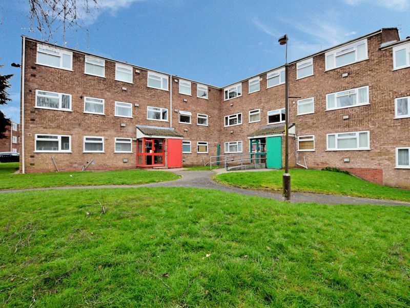 2 bed flat to rent in 14 Clent Way - Property Image 1