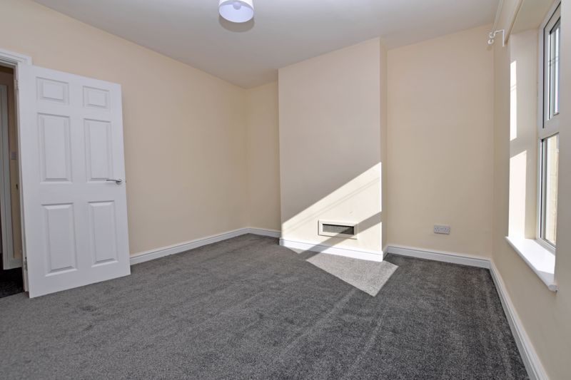3 bed house to rent in Penncricket Lane 6