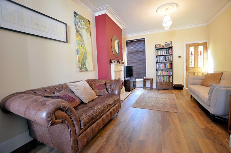 2 bed house for sale in Park Road  - Property Image 11