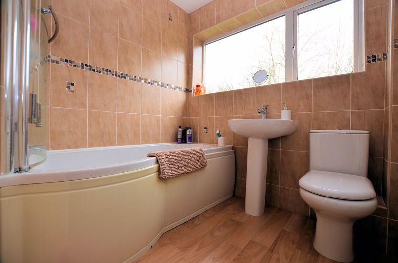 3 bed house for sale in Woodbury Road  - Property Image 7