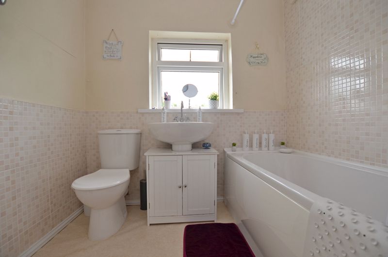 3 bed house for sale in Ridgacre Road 10