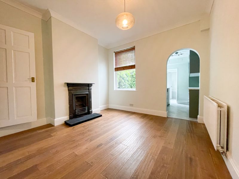 2 bed house to rent in Gladys Road  - Property Image 8